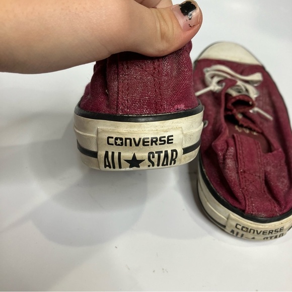 Converse sneakers with elastic back maroon with silver size 6 - Picture 5 of 7